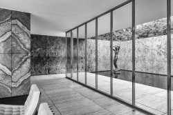 Mies BCN